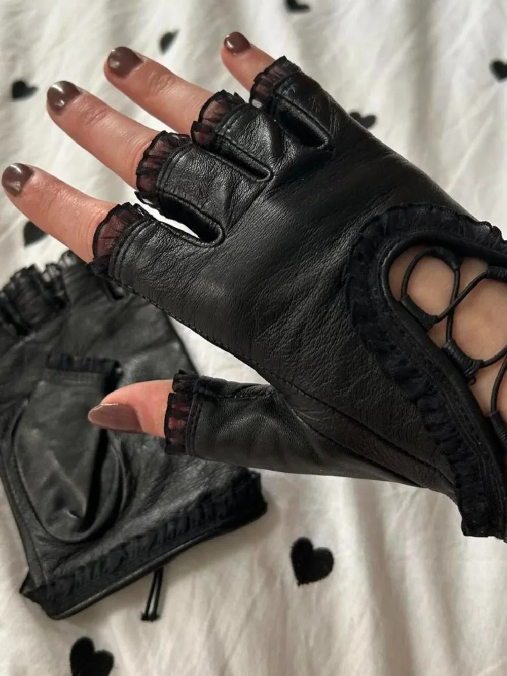 Black Lace Up Fingerless Gloves